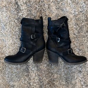 Womens boots